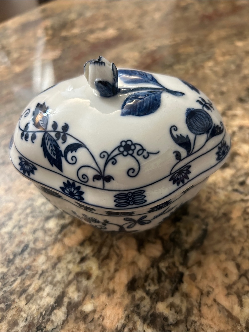 “Blue Onion” Blue and White Floral Porcelain Trinket Box with Tulip Knob